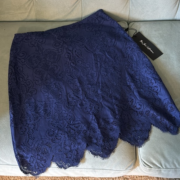 🍋NWT For Love & Lemons Long Sleeve Lace Crop and Skirt Navy 2 Piece Ser L - Picture 6 of 11